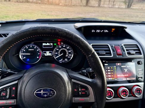 Used 2016 Subaru Crosstrek 2.0i Limited w/ Popular Package #2 image 18