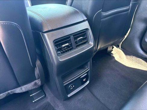 Used 2022 Ford Edge SEL w/ Convenience Package AWD/4WD image 36