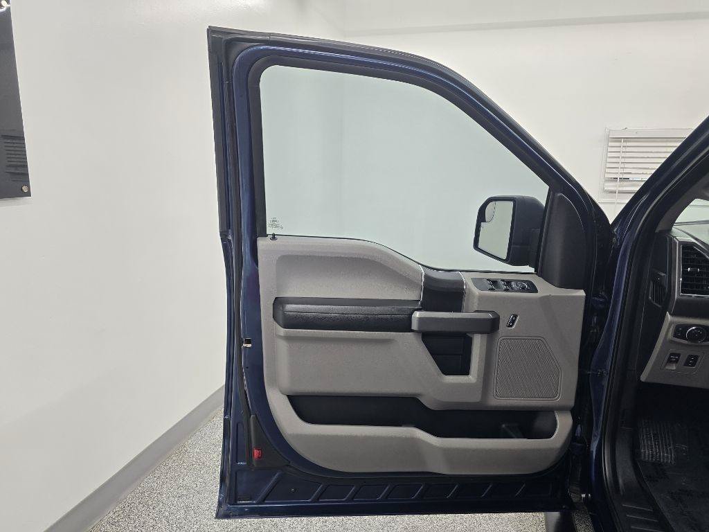 Used 2015 Ford F150 XLT w/ Equipment Group 301A Mid RWD image 24
