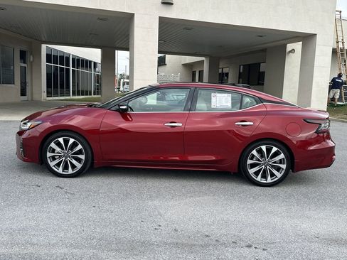 Used 2023 Nissan Maxima Platinum w/ Sport Mat Group image 4