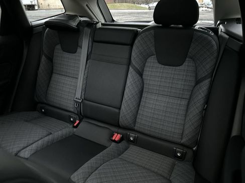 Used 2024 Volvo XC60 B5 Core w/ Protection Package Premier AWD/4WD image 23