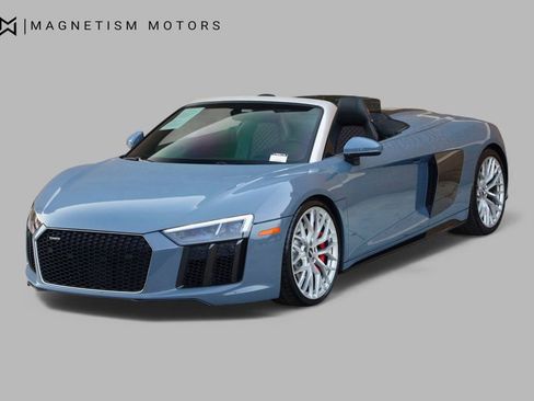 Used 2020 Audi R8 V10 w/ Carbon Exterior Package image 4