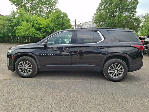 Used 2023 Chevrolet Traverse LT AWD/4WD image 4