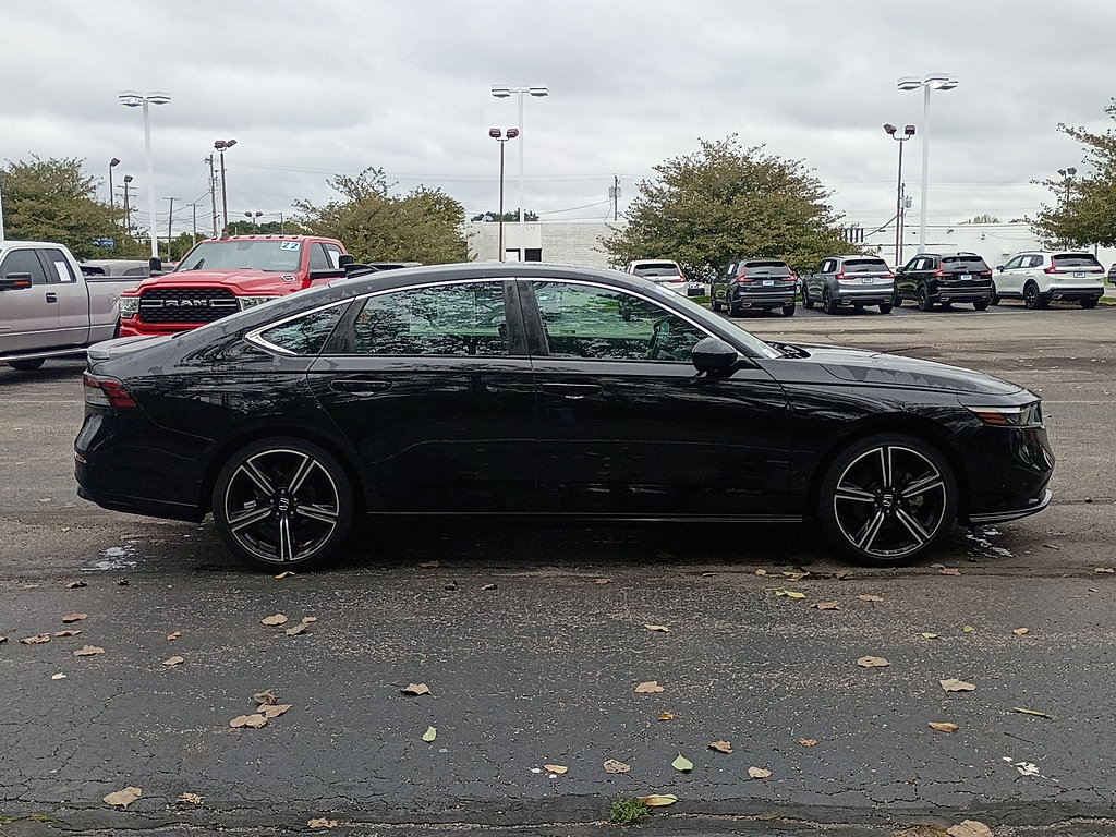 Certified 2024 Honda Accord Sport image 2