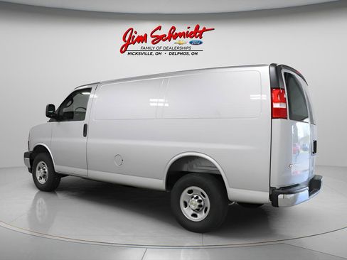 New 2026 Chevrolet Express 2500 RWD image 4