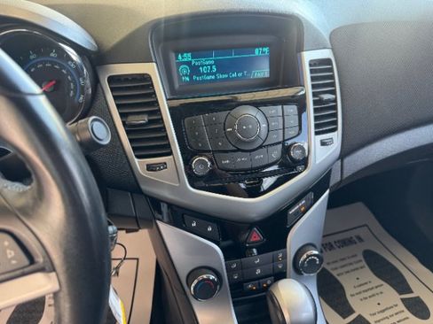 Used 2013 Chevrolet Cruze LT w/ RS Package FWD image 14