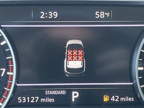 Used 2022 Nissan Pathfinder SL image 11