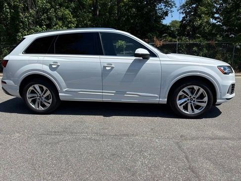 Used 2021 Audi Q7 3.0T Premium Plus w/ Executive Package AWD/4WD image 4