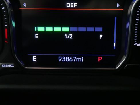 Used 2023 GMC Sierra 3500 Denali w/ Technology Package AWD/4WD image 38