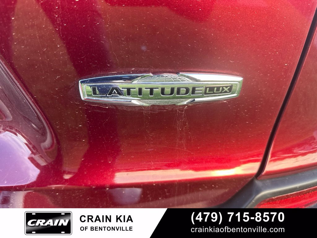 Used 2021 Jeep Cherokee Latitude Lux w/ Sun & Sound Group AWD/4WD image 13
