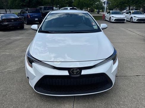 Certified 2020 Toyota Corolla LE FWD image 4