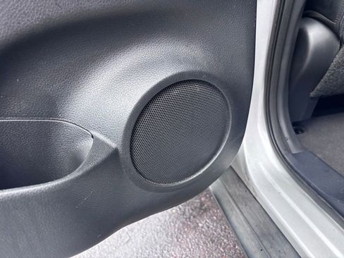 Used 2016 Nissan Rogue SL image 39