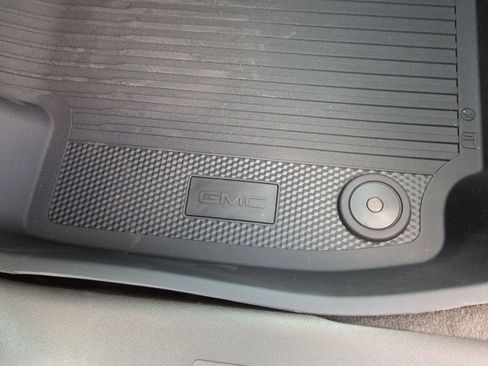 New 2026 GMC Terrain Denali w/ LPO, Floor Liner Package AWD/4WD image 22
