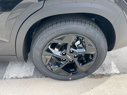 New 2026 Kia Seltos EX FWD image 34