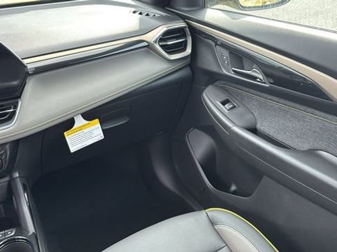 New 2025 Chevrolet TrailBlazer ACTIV FWD image 27