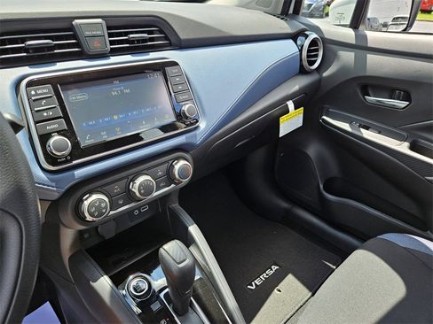 New 2025 Nissan Versa SV image 9