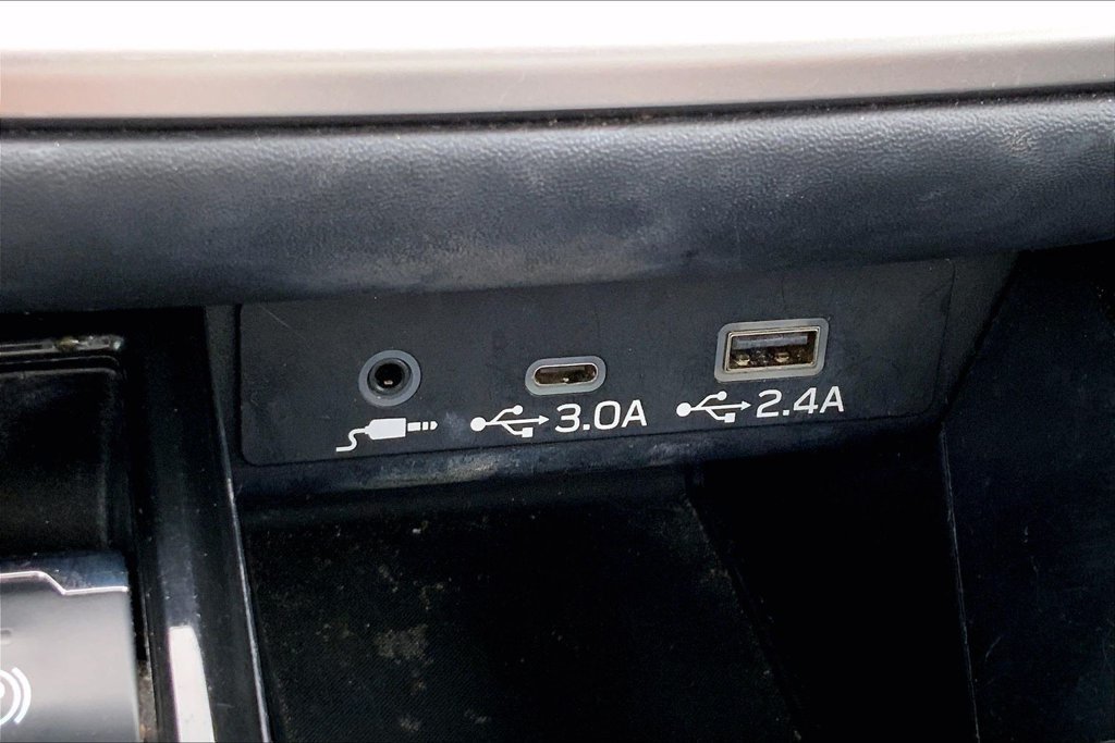 Used 2023 Subaru Outback Limited AWD/4WD image 15
