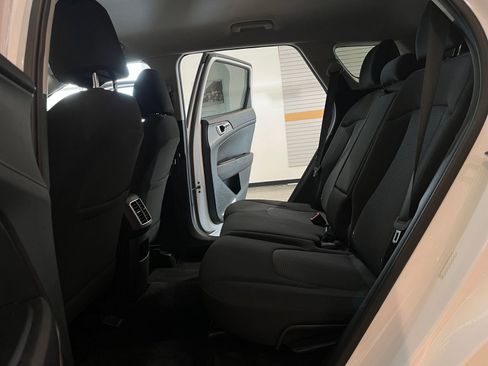 Used 2025 Kia Sportage LX FWD image 25