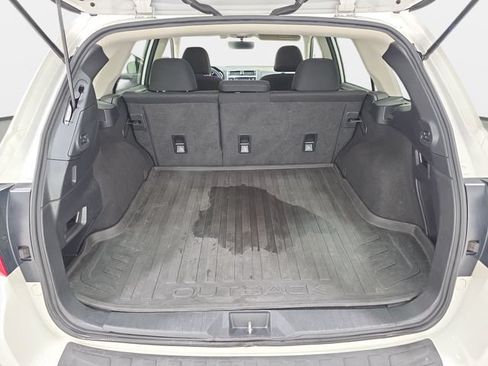 Used 2019 Subaru Outback 2.5i Premium AWD/4WD image 34