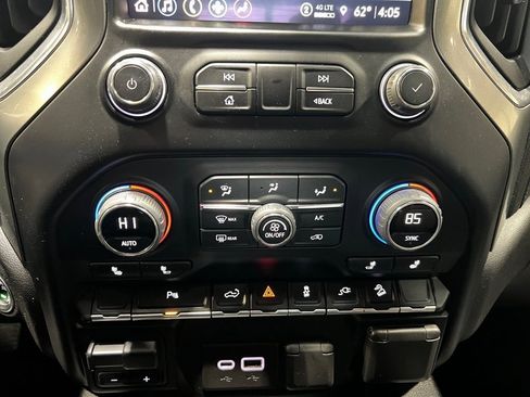 Used 2022 Chevrolet Silverado 1500 LT Trail Boss w/ LT Trail Boss Premium Package image 35