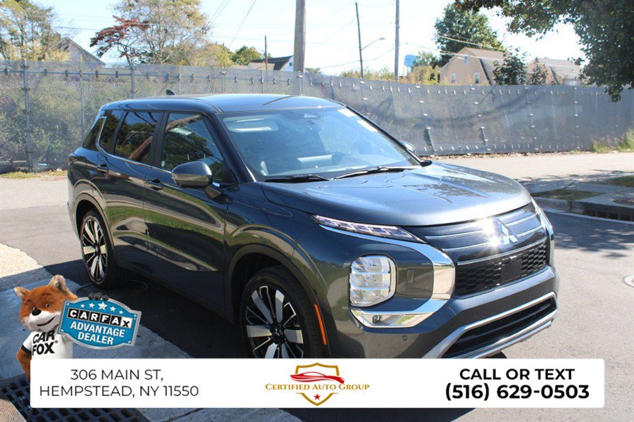 Used 2025 Mitsubishi Outlander SE AWD/4WD image 4