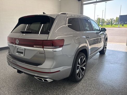 New 2026 Volkswagen Atlas SEL Premium R-Line AWD/4WD image 4