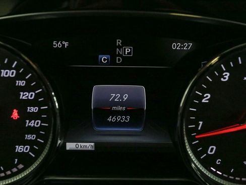 Used 2017 Mercedes-Benz E 300 4MATIC image 32