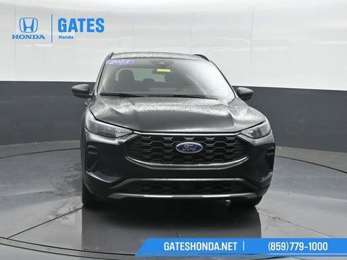Used 2023 Ford Escape ST-Line w/ Tech Pack #1 AWD/4WD image 5