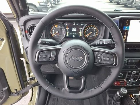 New 2026 Jeep Wrangler Unlimited Rubicon image 9