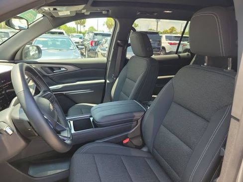 Certified 2026 Chevrolet Traverse LT w/ Sun and Wheel Package FWD image 20