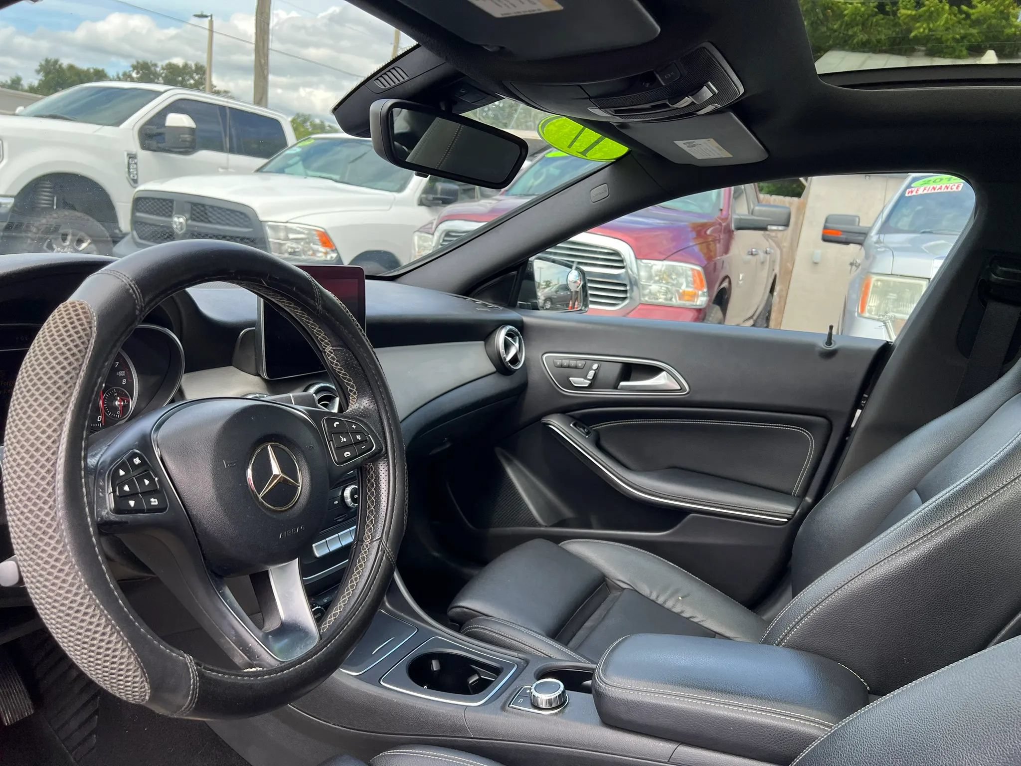 Used 2017 Mercedes-Benz CLA 250 image 9
