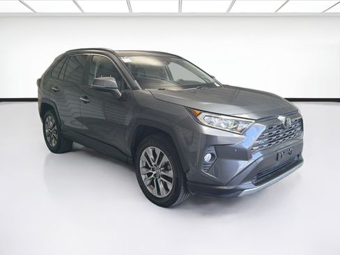 Used 2021 Toyota RAV4 Limited w/ Carpet Mat Package (TMS) FWD image 3