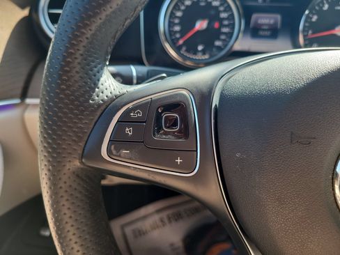 Used 2018 Mercedes-Benz E 300 image 13