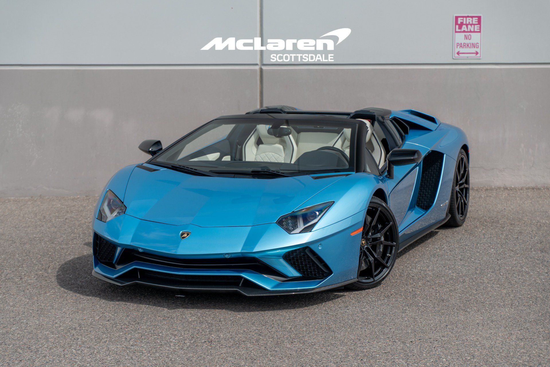 Used 2019 Lamborghini Aventador S AWD/4WD image 1