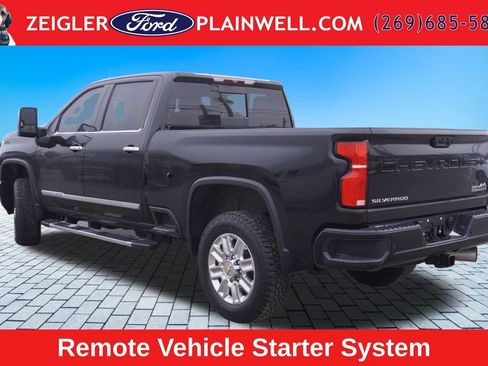 Used 2024 Chevrolet Silverado 2500 High Country AWD/4WD image 5