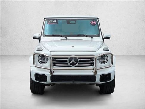Used 2025 Mercedes-Benz G 550 image 2