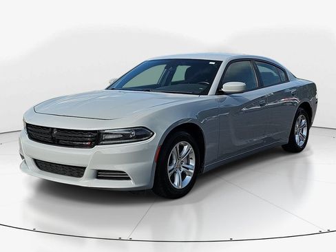 Used 2021 Dodge Charger SXT RWD image 11