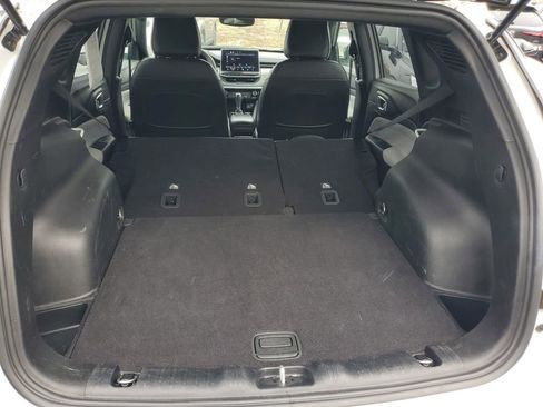 Used 2023 Jeep Compass Latitude image 28