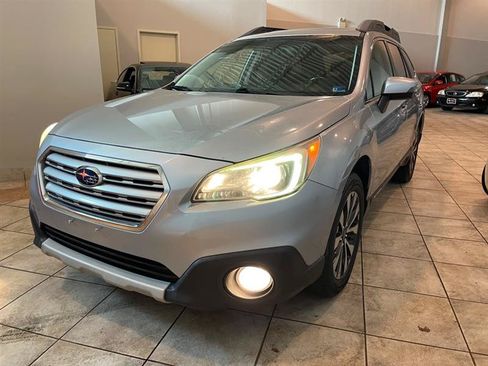 Used 2015 Subaru Outback 2.5i Limited AWD/4WD image 1