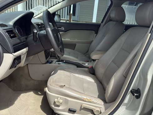 Used 2008 Ford Fusion SEL FWD image 25