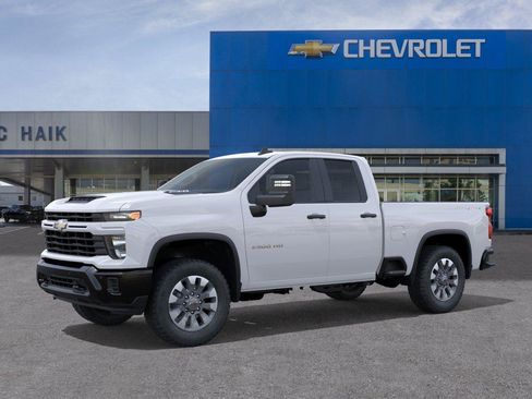 New 2026 Chevrolet Silverado 2500 Custom w/ Custom Value Package AWD/4WD image 2