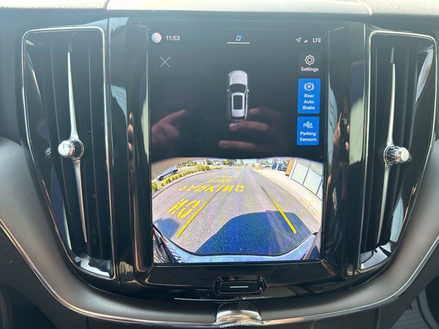 Certified 2024 Volvo XC60 B5 Core w/ Protection Package Premier AWD/4WD image 25