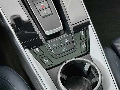 Certified 2023 Porsche 911 Turbo S AWD/4WD image 21