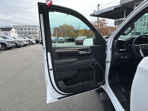 New 2026 GMC Sierra 1500 Elevation w/ Elevation Premium Package image 12