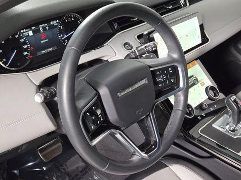 Used 2023 Land Rover Range Rover Evoque R-Dynamic SE AWD/4WD image 23