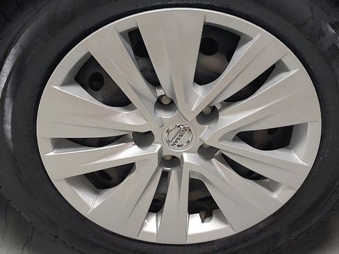 Used 2022 Nissan Sentra S w/ Trunk Package FWD image 31