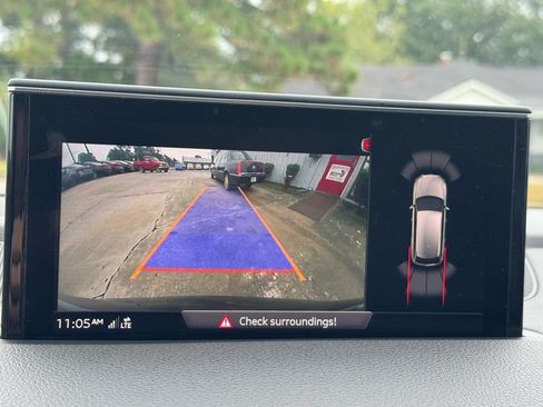 Used 2017 Audi Q7 3.0T Premium Plus w/ Premium Plus Package image 11