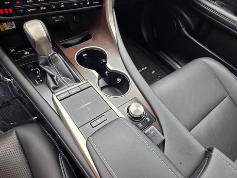 Used 2021 Lexus RX 450h AWD w/ Premium Package image 28