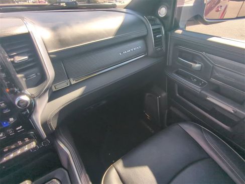 Used 2019 RAM 2500 Limited image 17