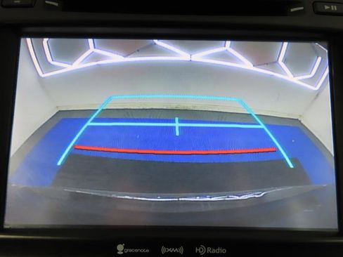 Used 2019 Toyota Highlander XLE image 29